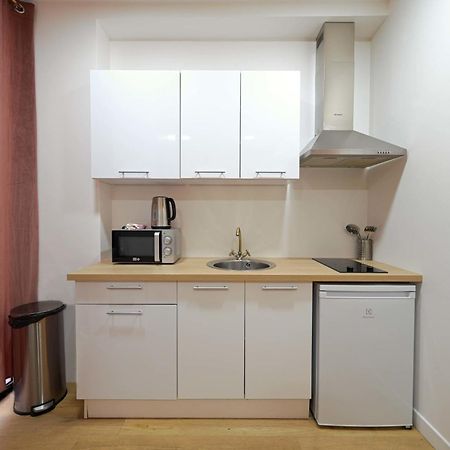 Modern Renovated Studio With A Touch Of Gilded Glamour Central Paris Apartamento Exterior foto