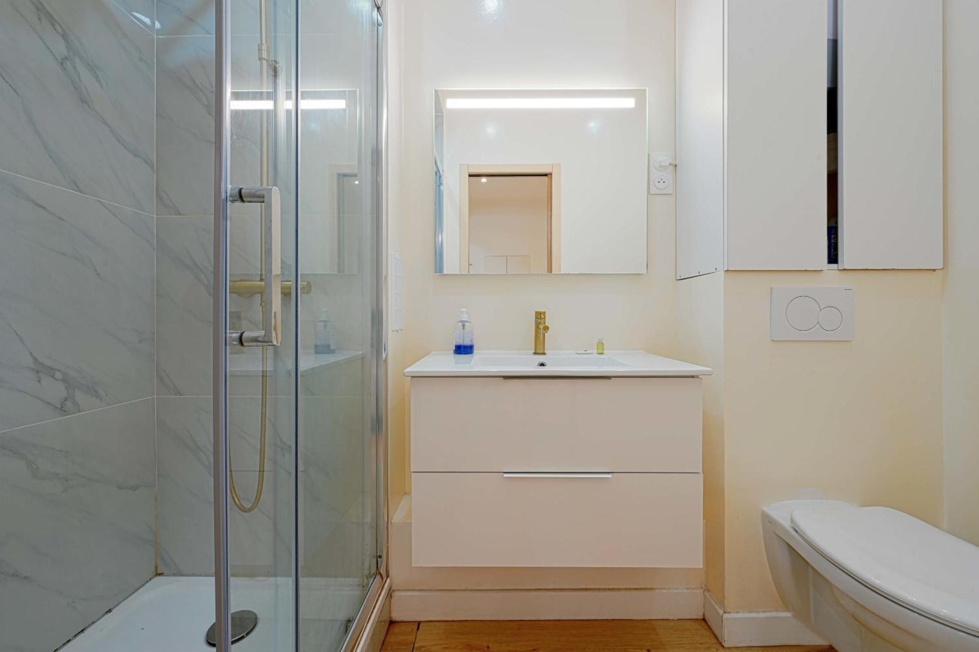 Modern Renovated Studio With A Touch Of Gilded Glamour Central Paris Apartamento Exterior foto